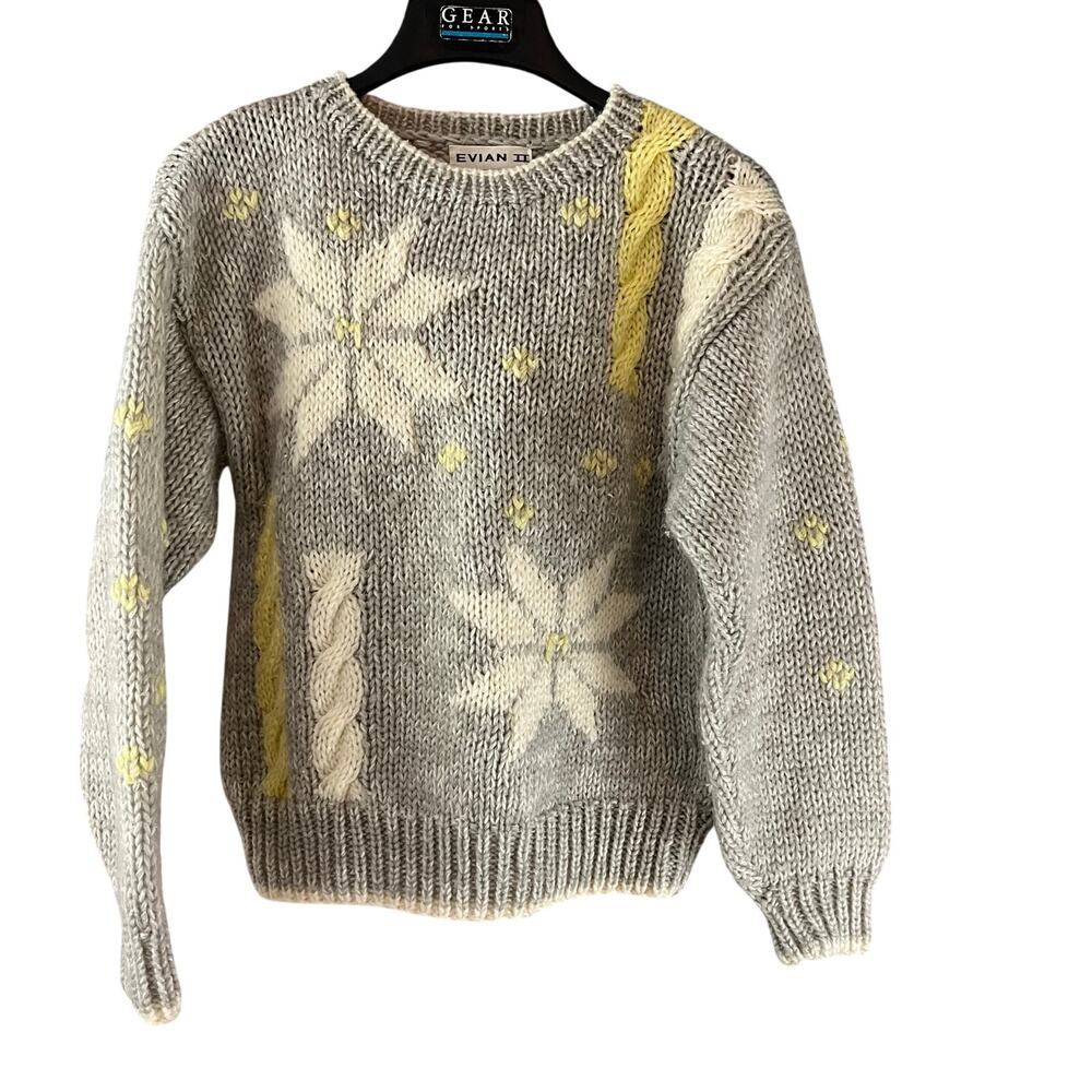 Vintage Evian II Hand Knit Snowflake Pullover Sweater Large